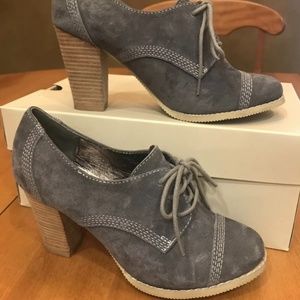 Brand New Hush Puppies Paradise Bootie - Size 7